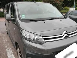 Grau Gebraucht 2018 Citroën Jumpy Van / Kleinbus | 17.000 €