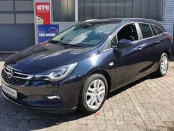 Blau Gebraucht 2018 Opel Astra Edition Kombi | 10.290 € (Fairer Preis)