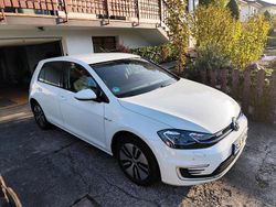 Weiß Gebraucht 2020 VW e-Golf Kleinwagen | 14.950 € (Fairer Preis)