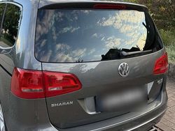 Grau Gebraucht 2014 VW Sharan Van / Kleinbus | 10.000 € (Superpreis)
