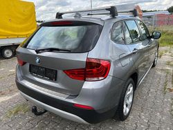 Grau Gebraucht 2011 BMW X1 SUV | 9.000 € (Guter Preis)