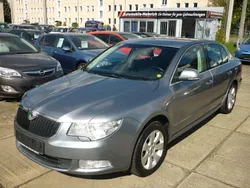 Platin grau metallic Gebraucht 2008 Skoda Superb Ambition Limousine | 5.500 € (Fairer Preis)