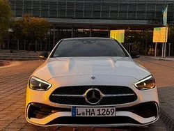 Weiß Gebraucht 2021 Mercedes C300 Limousine | 39.990 € (Teuer)