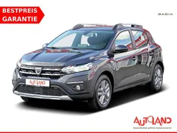 Grün Gebraucht 2023 Dacia Sandero Stepway Kleinwagen | 17.990 € (Fairer Preis)