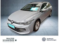 Mondsteingrau Gebraucht 2024 VW Golf VIII Life Kombi | 25.850 € (Fairer Preis)