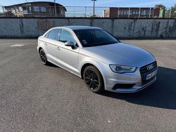 Silber Gebraucht 2015 Audi A3 Ambiente Limousine | 11.299 € (Superpreis)