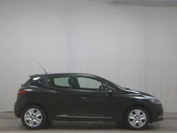 Sternen schwarz (metallic) Gebraucht 2019 Renault Clio IV Expression Kleinwagen | 7.680 € (Superpreis)