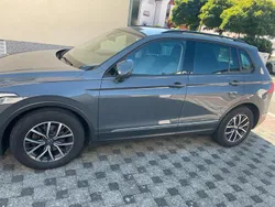 Grau Gebraucht 2021 VW Tiguan SUV | 21.500 € (Superpreis)