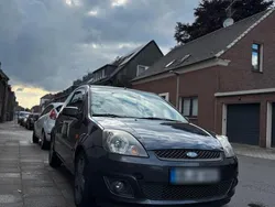 Andere außenfarben Gebraucht 2007 Ford Fiesta Kleinwagen | 1.600 € (Teuer)