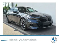 Sophistograu brillanteffekt Neu 2025 BMW i5 M Sport Limousine | 71.890 € (Guter Preis)