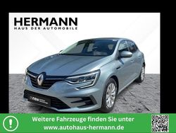 Grau Gebraucht 2021 Renault Mégane IV Life Limousine | 13.551 € (Superpreis)