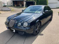 Schwarz Gebraucht 2002 Jaguar S-Type R Limousine | 15.500 €