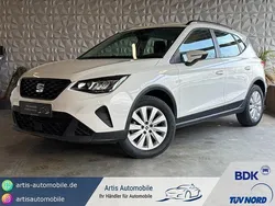 "candy" weiss Gebraucht 2021 Seat Arona Style SUV | 16.490 € (Fairer Preis)