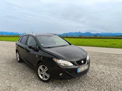 Schwarz Gebraucht 2011 Seat Ibiza ST Copa Kombi | 5.099 € (Fairer Preis)