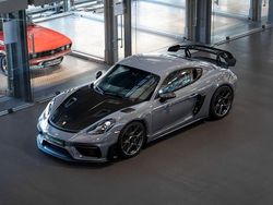 Grau Gebraucht 2023 Porsche 718 Cayman GT4 Coupé | 165.000 € (Guter Preis)