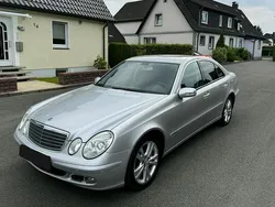 Silber Gebraucht 2005 Mercedes E200 Limousine | 8.700 € (Fairer Preis)