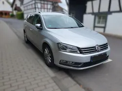 Grau Gebraucht 2011 VW Passat Comfortline Kombi | 5.990 € (Fairer Preis)