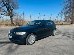 Schwarz Gebraucht 2011 BMW 118 Kleinwagen | 3.999 €