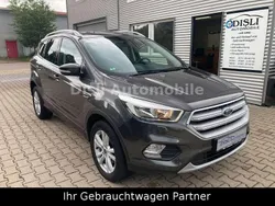 Magnetic Gebraucht 2018 Ford Kuga Trend SUV | 11.990 € (Guter Preis)