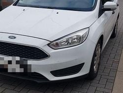 Weiß Gebraucht 2016 Ford Focus Ambiente Kombi | 6.500 € (Superpreis)