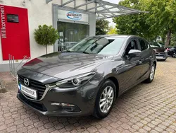 Grau Gebraucht 2018 Mazda 3 Exclusive-Line Limousine | 17.700 € (Etwas zu teuer)