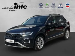 Schwarz Gebraucht 2024 VW T-Roc Style SUV | 35.780 € (Teuer)