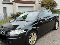 Schwarz Gebraucht 2004 Renault Mégane Cabriolet Cabrio | 2.550 € (Teuer)