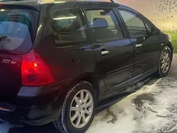 Schwarz Gebraucht 2007 Peugeot 307 Kombi | 1.200 € (Guter Preis)