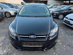 Schwarz Gebraucht 2014 Ford Focus Kombi | 5.900 €