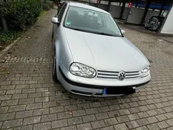 Silber Gebraucht 2000 VW Golf IV Limousine | 1.990 € (Teuer)