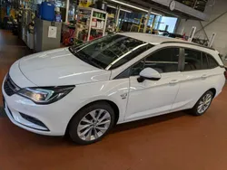 Weiß Gebraucht 2019 Opel Astra Kombi | 8.999 € (Guter Preis)