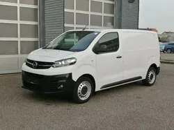 Rubin rot Gebraucht 2020 Opel Vivaro Van | 15.990 € (Fairer Preis)