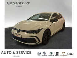 Weiß Gebraucht 2024 VW Golf VIII GTI Limousine | 41.290 €