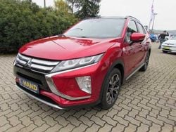 Rot Gebraucht 2018 Mitsubishi Eclipse Cross Top SUV | 13.790 € (Fairer Preis)