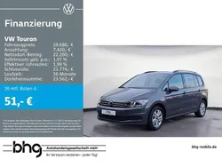 Grau Gebraucht 2024 VW Touran Comfortline Van / Kleinbus | 29.680 € (Guter Preis)