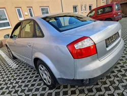 Silber Gebraucht 2001 Audi A4 Limousine | 999 € (Superpreis)