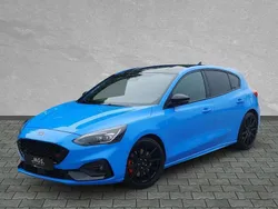 Nitroblau Gebraucht 2022 Ford Focus Limousine | 28.850 € (Guter Preis)