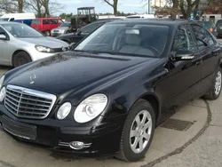 Schwarz Gebraucht 2007 Mercedes E200 Classic Limousine | 3.999 € (Fairer Preis)