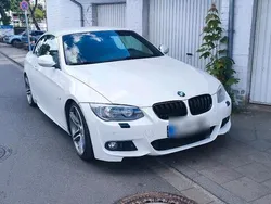 Weiß Gebraucht 2011 BMW 325 Cabriolet Comfort Edition Cabrio | 13.900 € (Fairer Preis)
