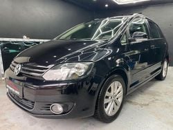 Schwarz Gebraucht 2012 VW Golf VII Style Limousine | 5.390 € (Guter Preis)