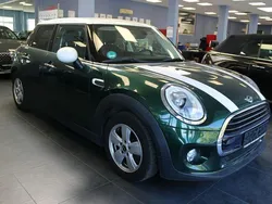 British racing green metallic Gebraucht 2017 Mini Cooper Salt Kleinwagen | 12.980 € (Guter Preis)
