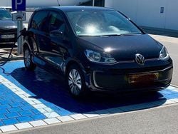 Schwarz Gebraucht 2021 VW e-up! Kleinwagen | 10.775 € (Superpreis)