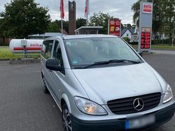 Grau Gebraucht 2007 Mercedes Vito Van / Kleinbus | 5.000 €