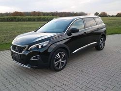 Schwarz Gebraucht 2020 Peugeot 5008 GT-line Van / Kleinbus | 16.000 €