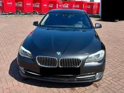 Grau Gebraucht 2012 BMW 530 Limousine | 16.399 € (Teuer)