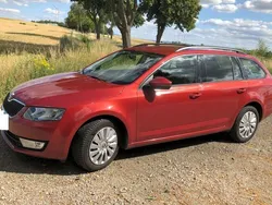 Rot Gebraucht 2016 Skoda Octavia Ambition Kombi | 10.999 € (Fairer Preis)