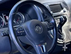 Braun Gebraucht 2016 VW Multivan Van / Kleinbus | 19.200 €