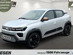 Silber Neu 2025 Dacia Spring Extreme Kleinwagen | 18.790 € (Etwas zu teuer)