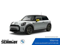 White silver metallic Gebraucht 2022 Mini Cooper SE Classic Kleinwagen | 16.790 € (Guter Preis)