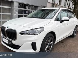 Weiß Gebraucht 2024 BMW 218 Active Tourer Van / Kleinbus | 25.919 € (Superpreis)
